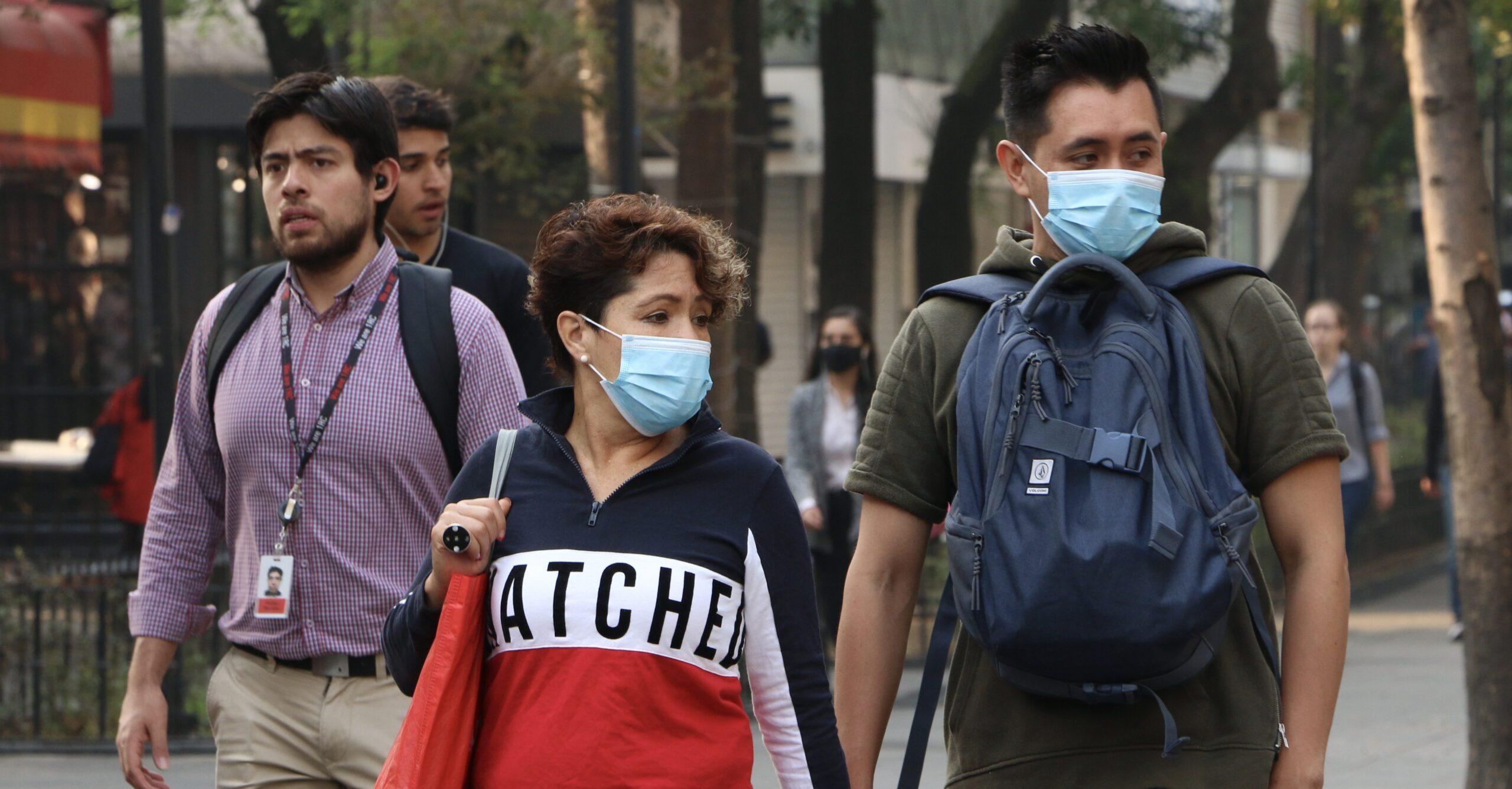 Por contaminación, mantienen suspensión de clases este viernes y doble Hoy No Circula en el Valle de México