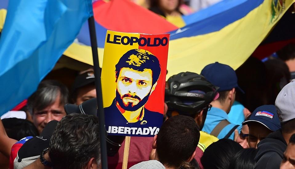 ¿Qué pasó con el opositor venezolano Leopoldo López? Gobierno de Maduro asegura que está bien