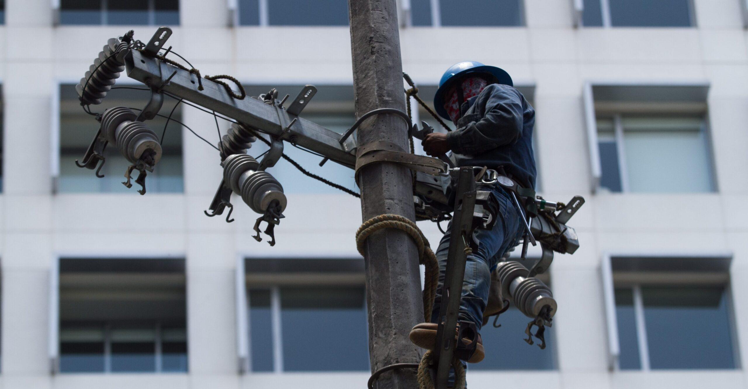 AMLO ahora refuta a la CRE: No nos vamos a quedar sin gas y apagones en Yucatán pudieron ser sabotaje