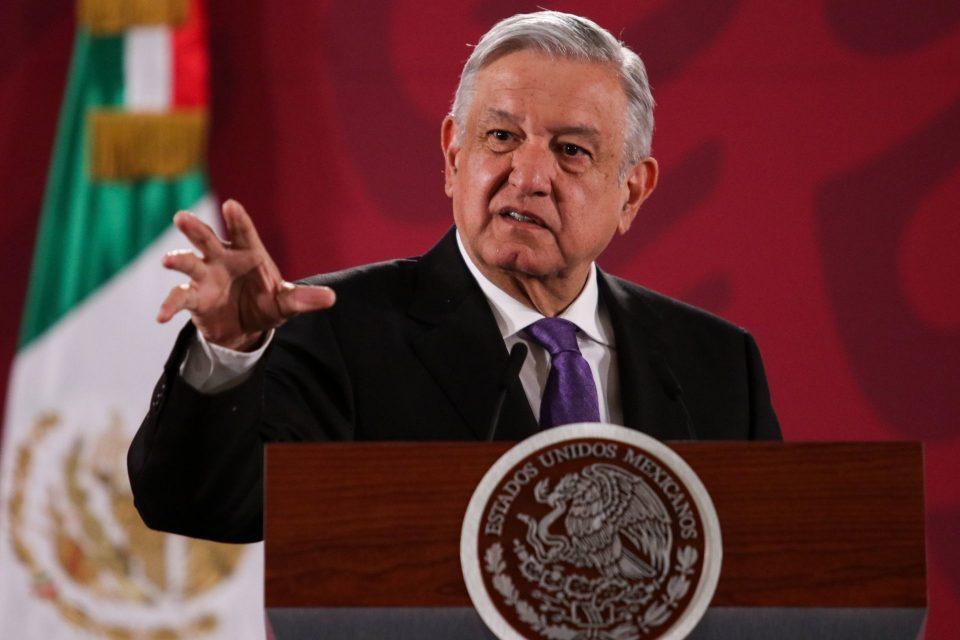 AMLO promete libertad de expresión, pero dice que demanda a Aguayo es por pleito con Reforma