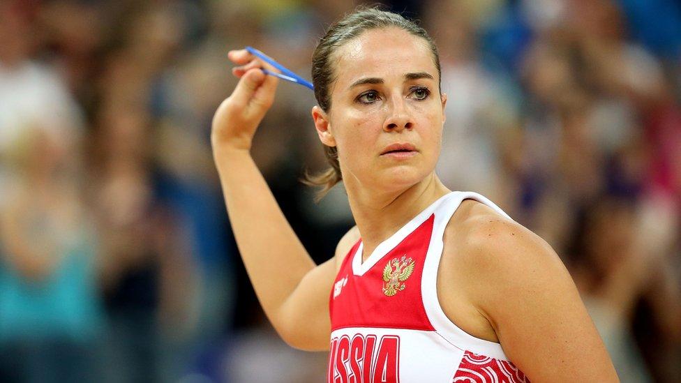 Quién es Becky Hammon, la primera mujer candidata a entrenar un equipo de la NBA