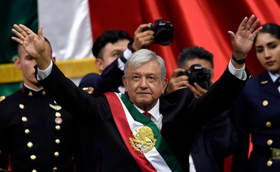 AMLO ya es presidente: Ofrece combatir desigualdad y corrupción aunque sin perseguir a funcionarios del pasado