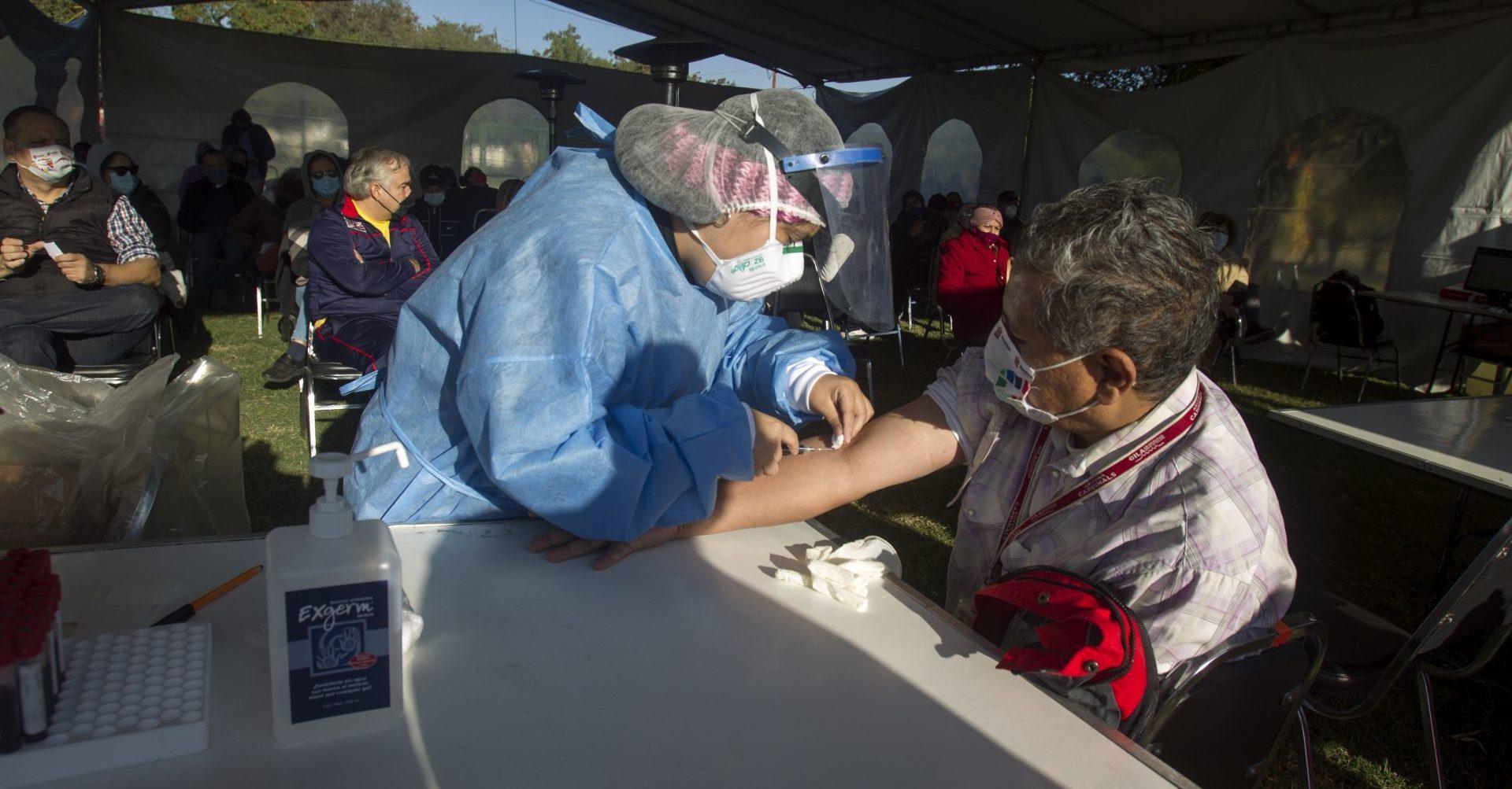 México registra 7 mil 455 nuevos casos de COVID; 10 estados, en alerta de ‘riesgo máximo’