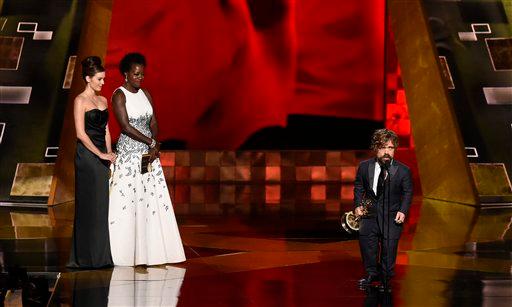 ‘Game of Thrones’ hace historia en los premios Emmy