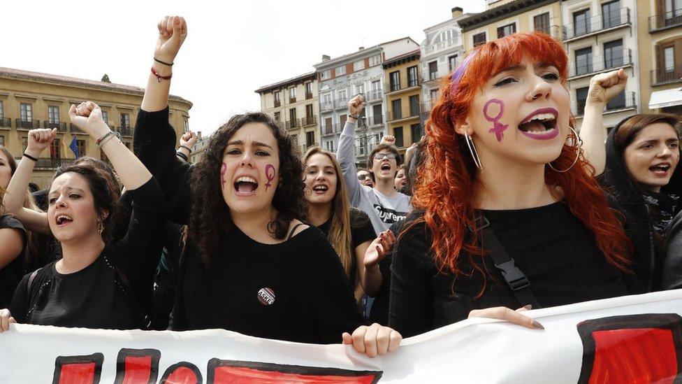 Caso “La manada”: más de 30.000 personas salen a protestar contra polémica sentencia por abuso sexual en España