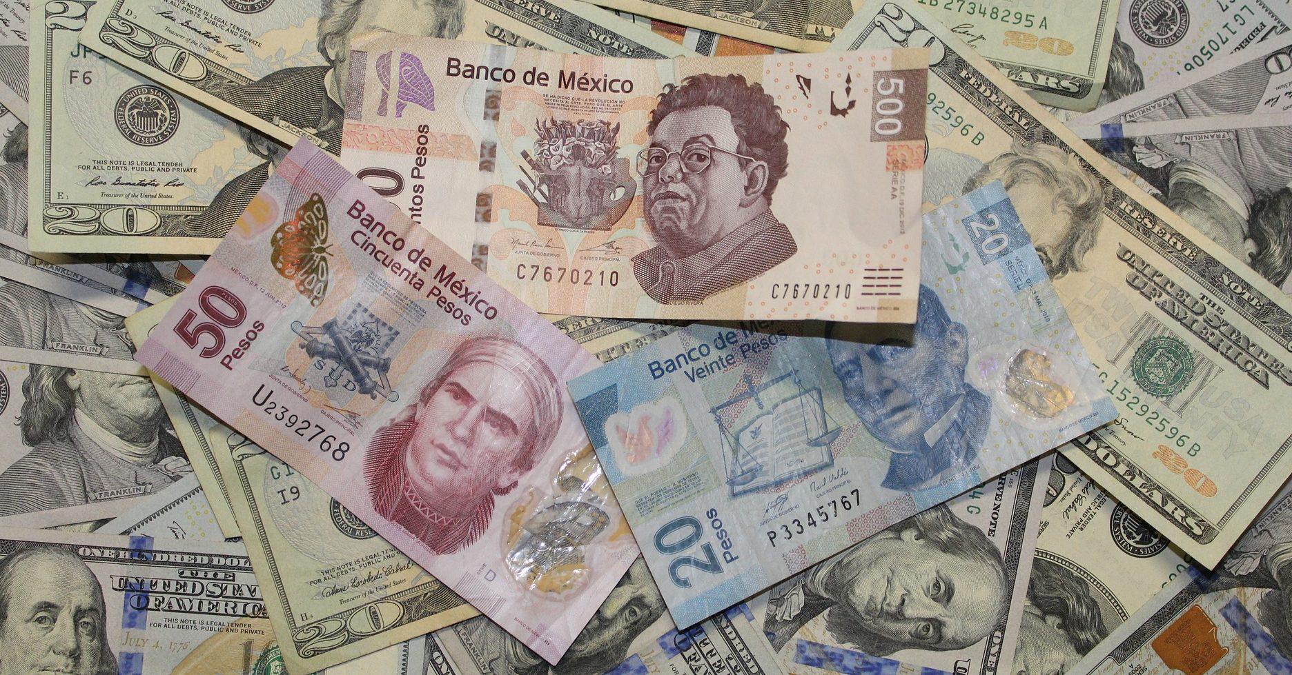 Dólar abre por arriba de los 19.80 pesos luego de la incertidumbre con EU y calificadoras