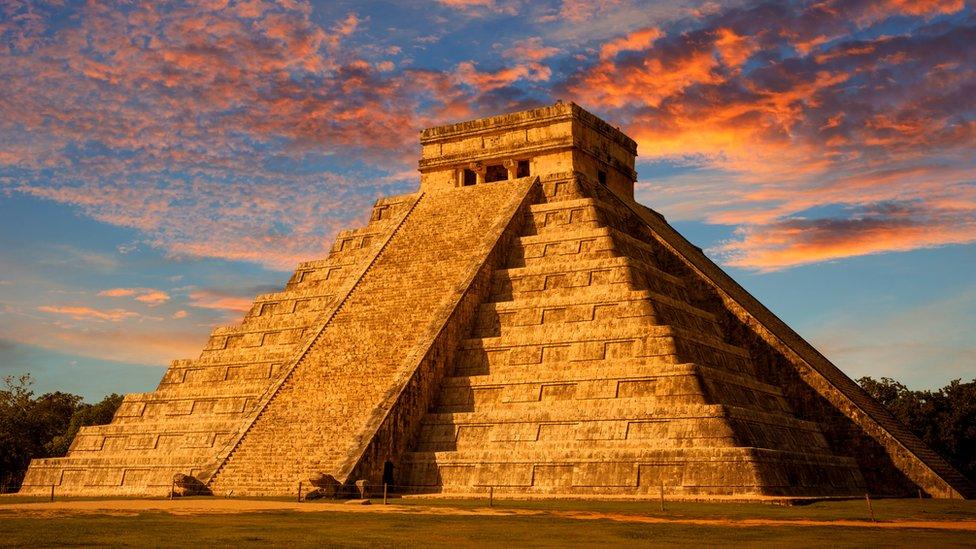 El lago que ayuda a resolver el misterio del colapso de la civilización maya