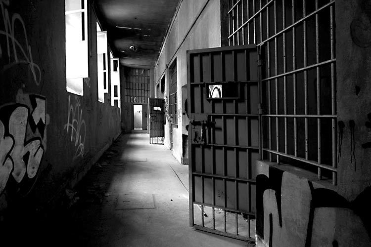 Detectan celdas de lujo en penal de Ciudad Juárez