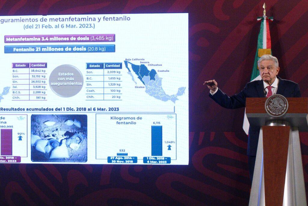 AMLO planea prohibir el uso médico del fentanilo en México para frenar su tráfico 