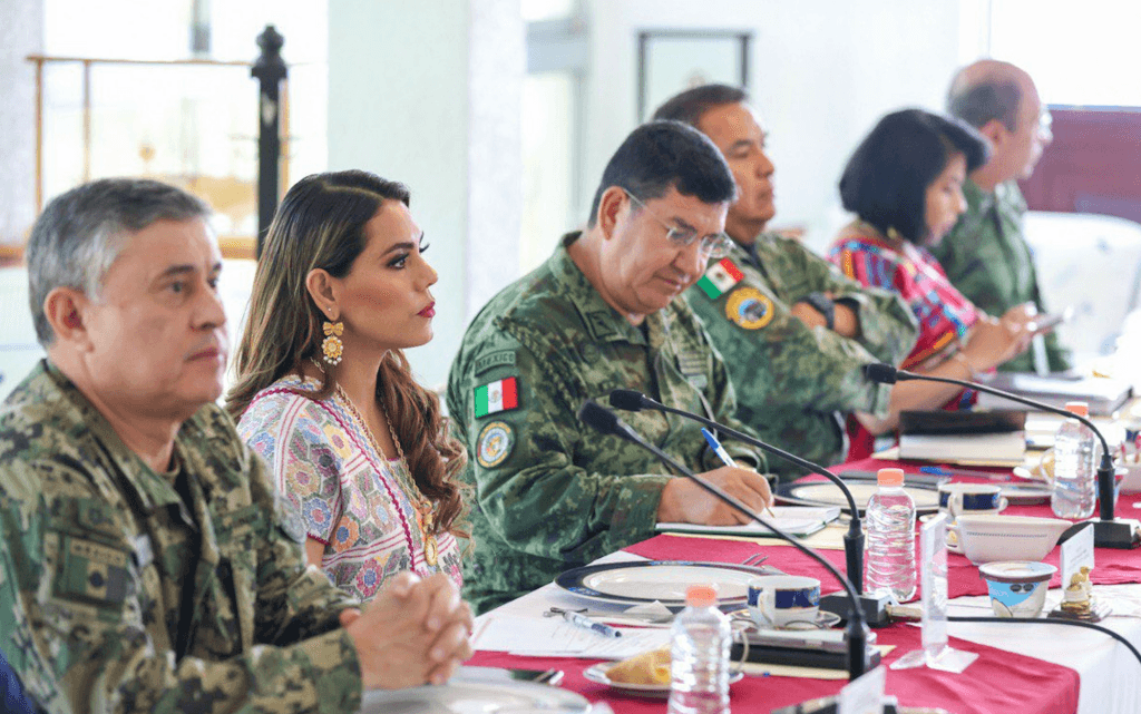 Guerrero: Tras cuatro días, alcaldes y pobladores liberan accesos a Tierra Caliente; se reunirán con gobernadora