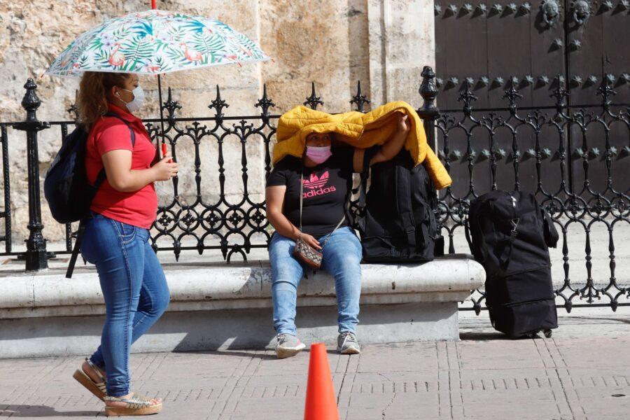 No te derritas: Aquí te decimos cómo cuidarte de la tercera ola de calor en México