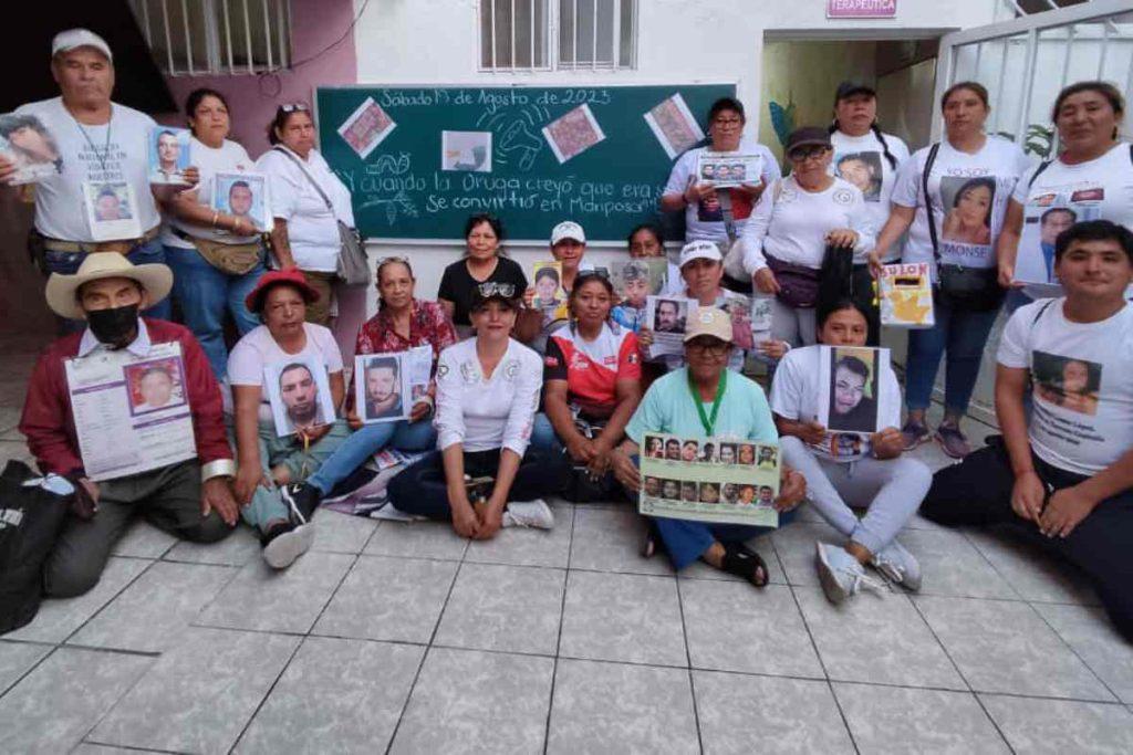 Fiscalía de Querétaro desaloja a familiares de desaparecidos, víctimas acusan represión y amenazas en su contra
