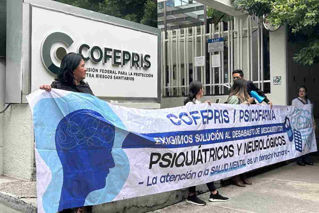 Insuficiencia de medicamentos psiquiátricos persiste, pese a anuncio de Cofepris