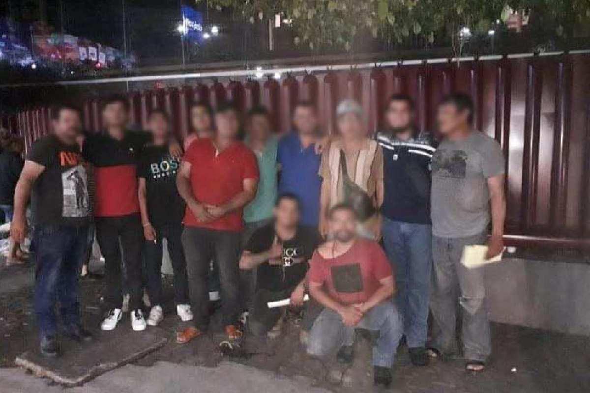 Liberan a 26 presuntos autodefensas detenidos en La Ruana, Michoacán; su arresto fue ilegal, señaló el juez