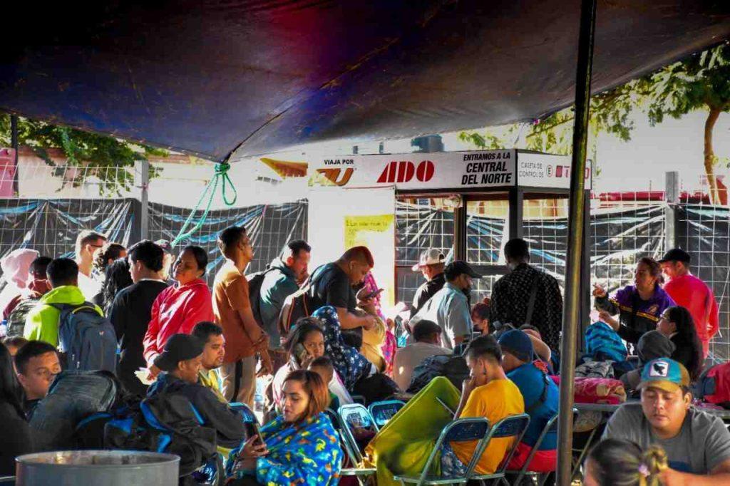 Crisis migratoria obliga a gobierno de Oaxaca a instalar centros de movilidad