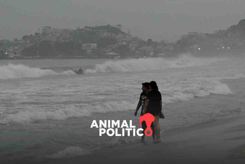 Otis toca tierra en Acapulco como huracán categoría 5