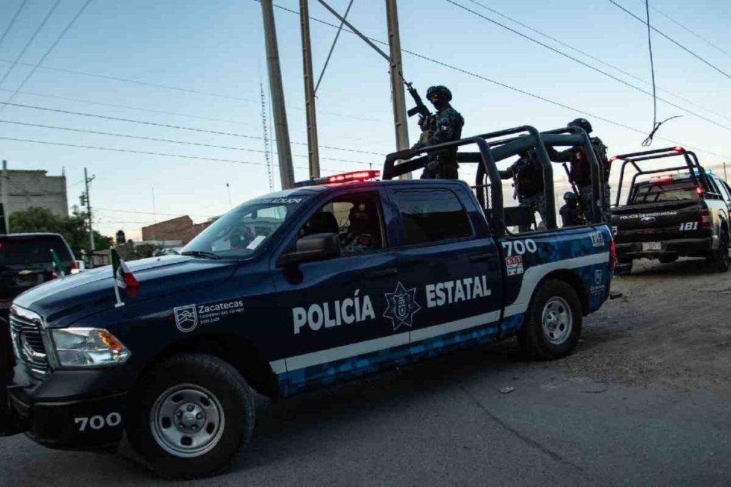 Rescatan a 15 personas en Zacatecas, entre ellas un triatleta y a su equipo