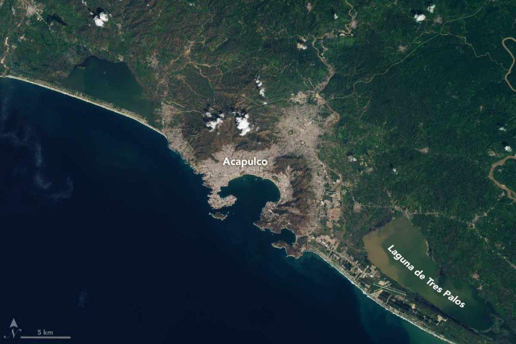La NASA muestra desde el espacio la pérdida del bosque tropical en Acapulco después de huracán Otis