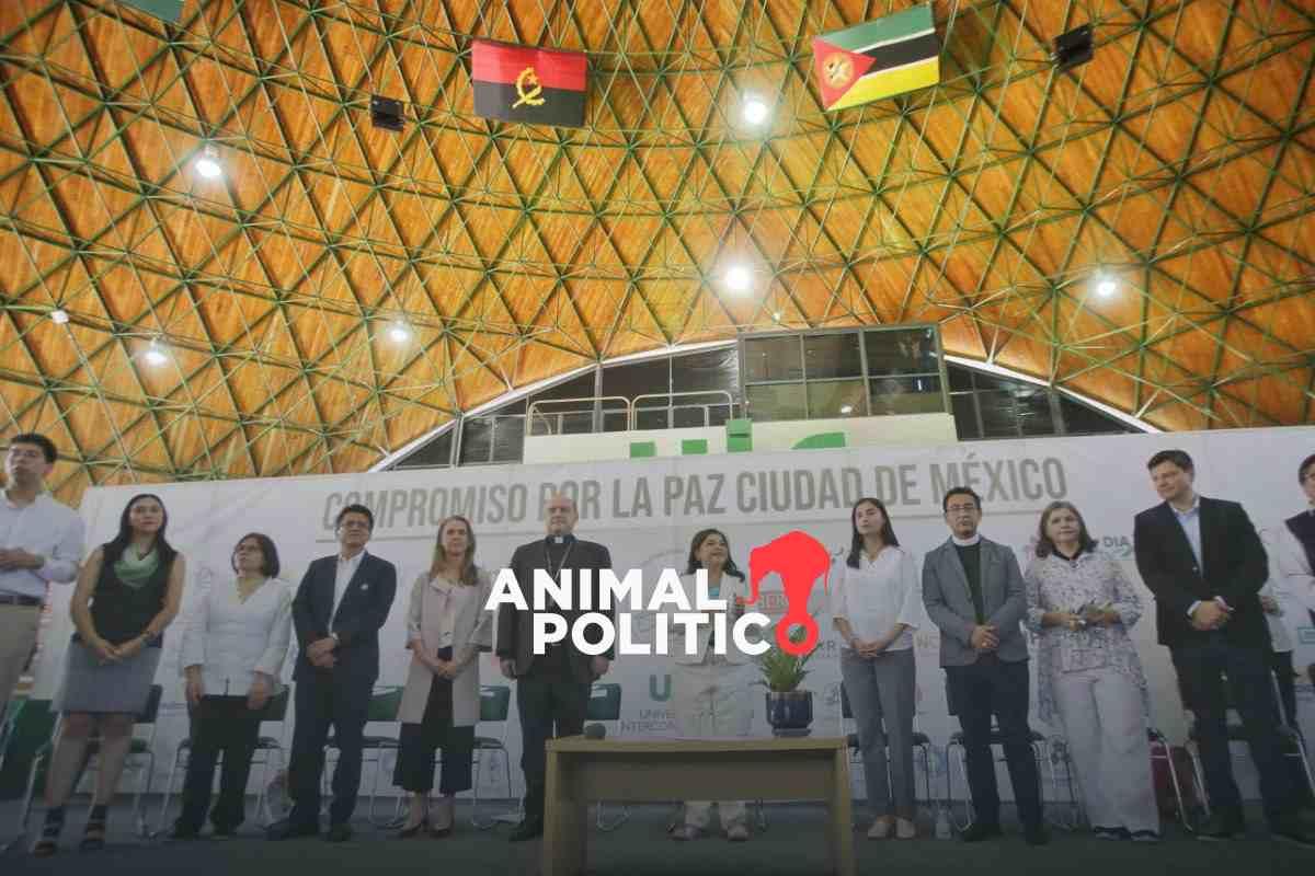 Candidatos al gobierno de la CDMX firman acuerdo por la paz; Clara Brugada no coincide con diagnóstico de violencia