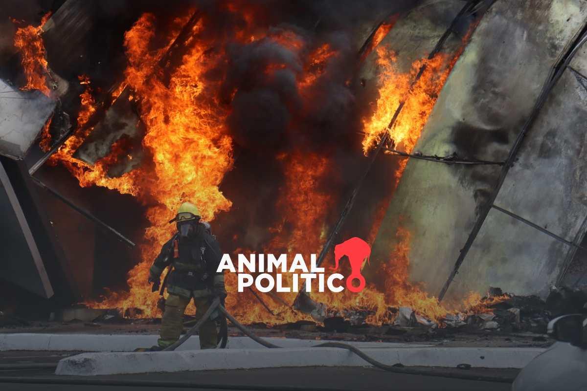 Se incendian casino y negocio de brincolines en plaza de Culiacán, Sinaloa; hay un lesionado