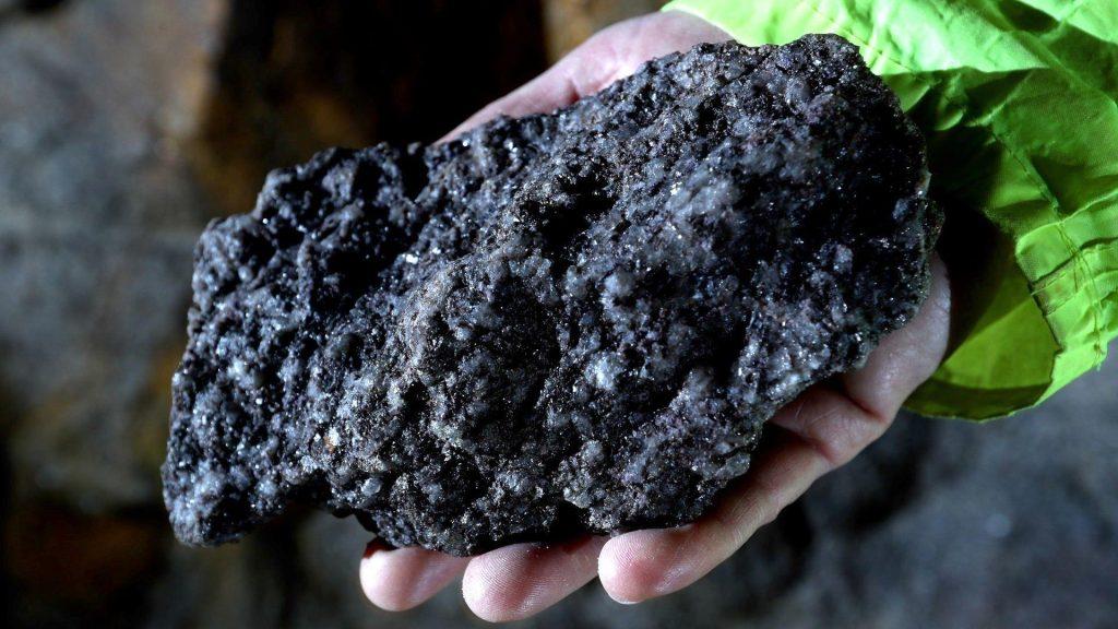 Qué minerales raros tiene Ucrania y por qué son tan codiciados por Estados Unidos