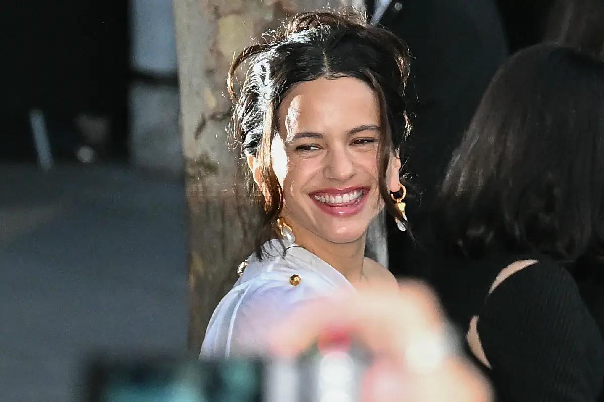 “Absolutamente decepcionante”, Rosalía expresa su experimento con la IA