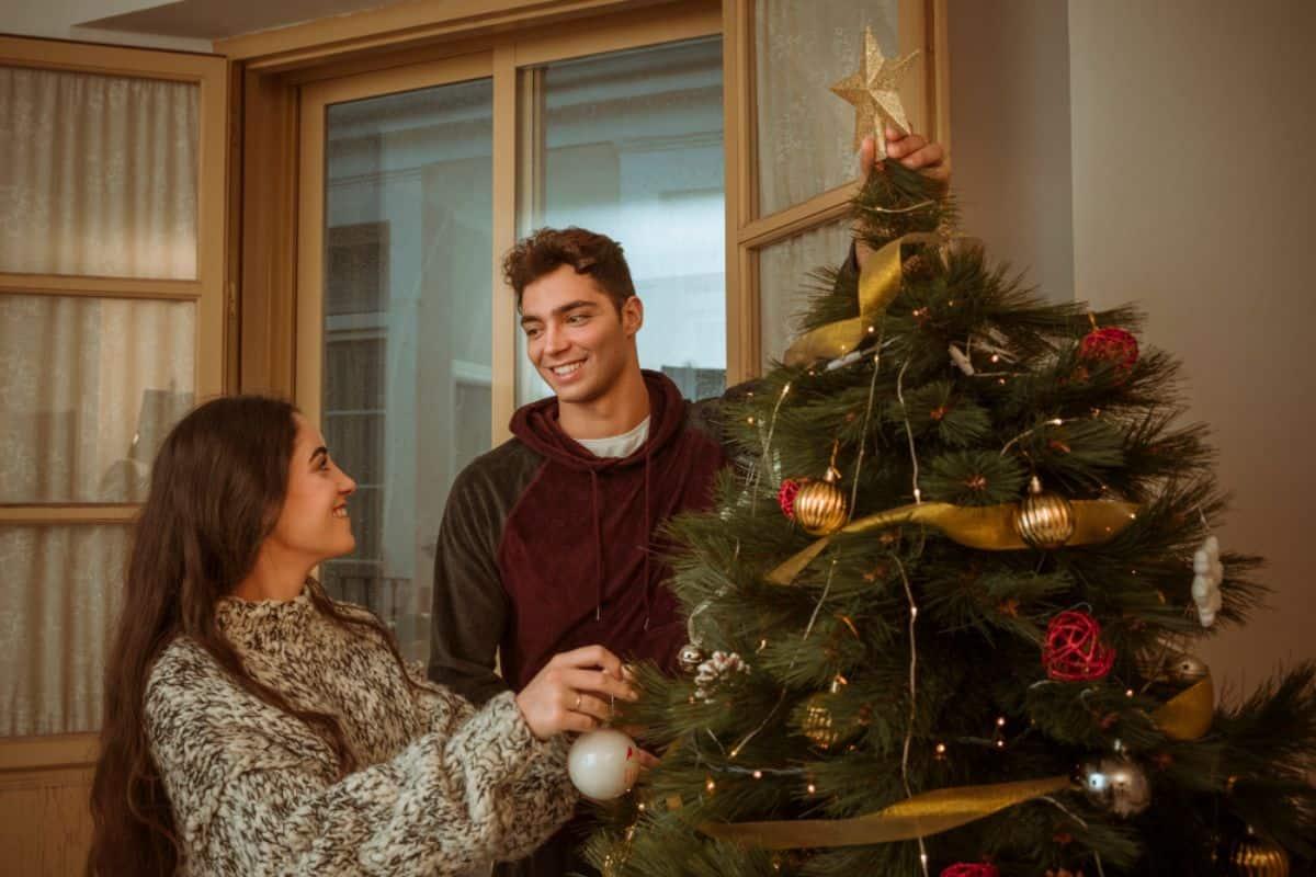 ¿Cuándo se pone el árbol de Navidad este 2025? Te dejamos la fecha exacta