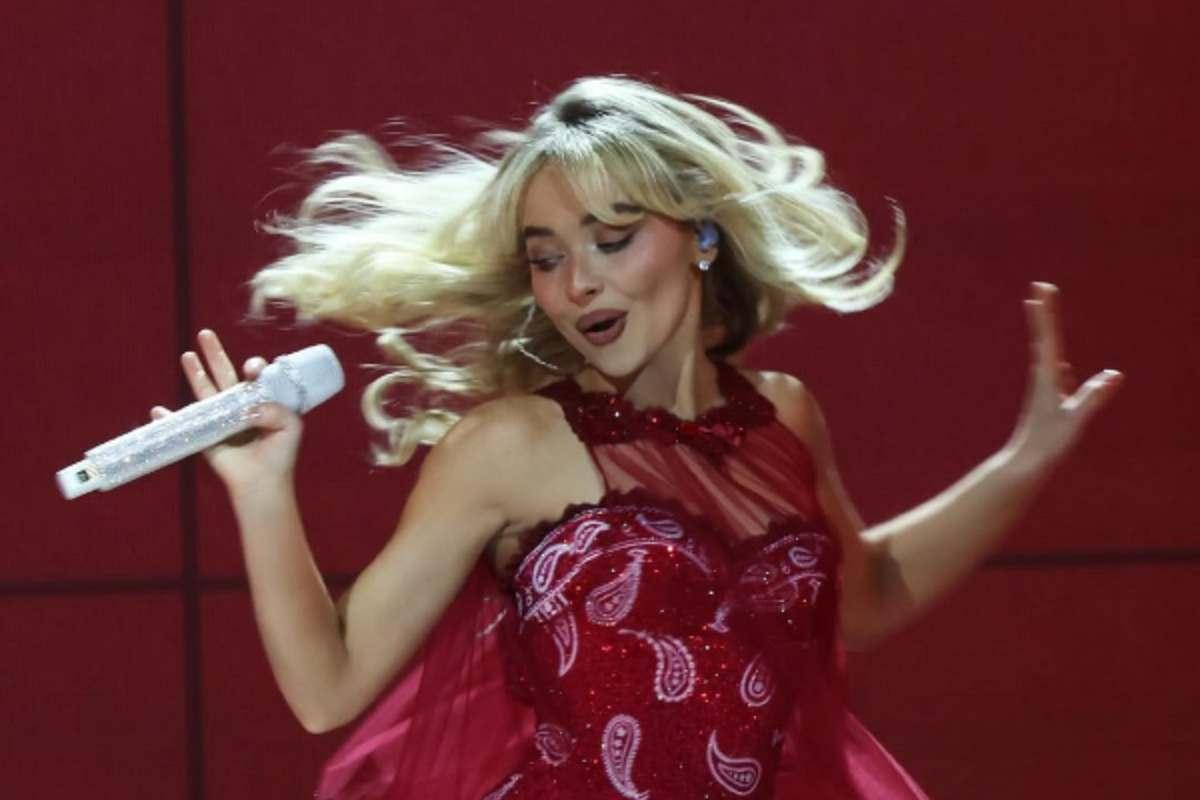“Malvado y repugnante”: Sabrina Carpenter sobre el uso de su canción en políticas migratorias