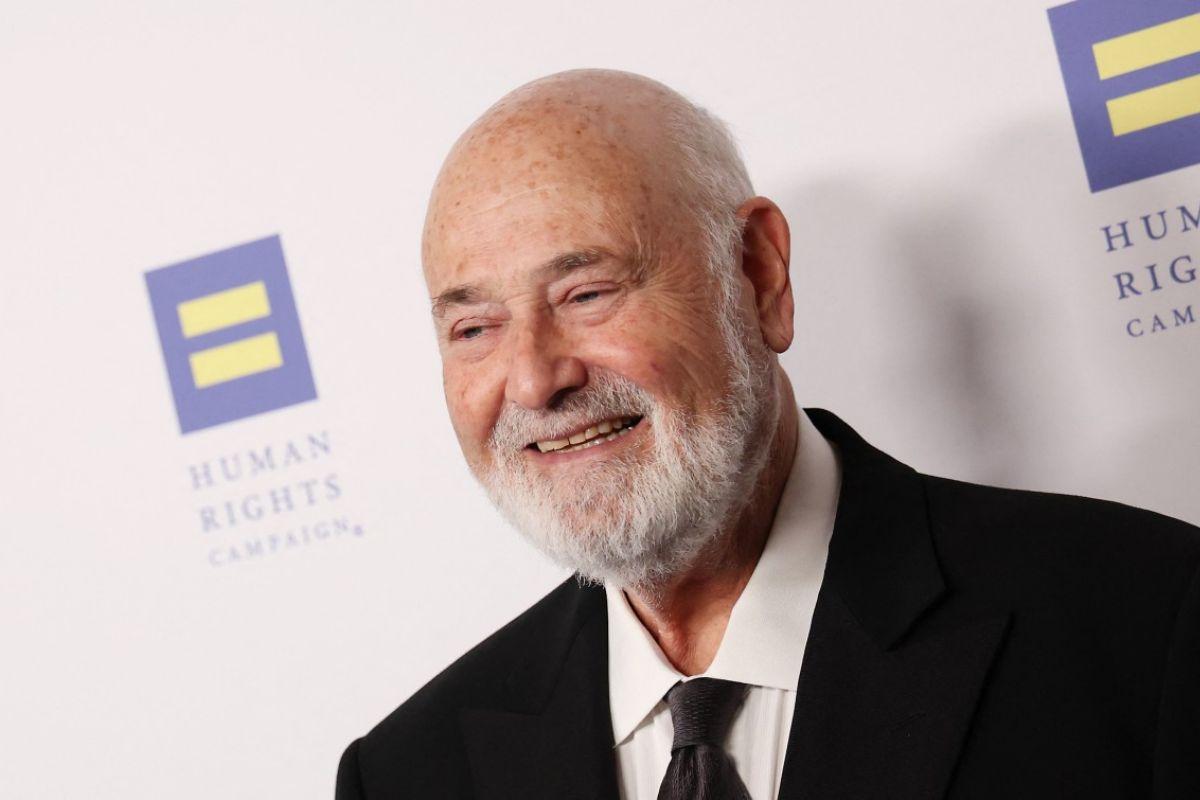 Hallan muertos al director de cine Rob Reiner y a su esposa; policía investiga el caso como “un aparente homicidio”
