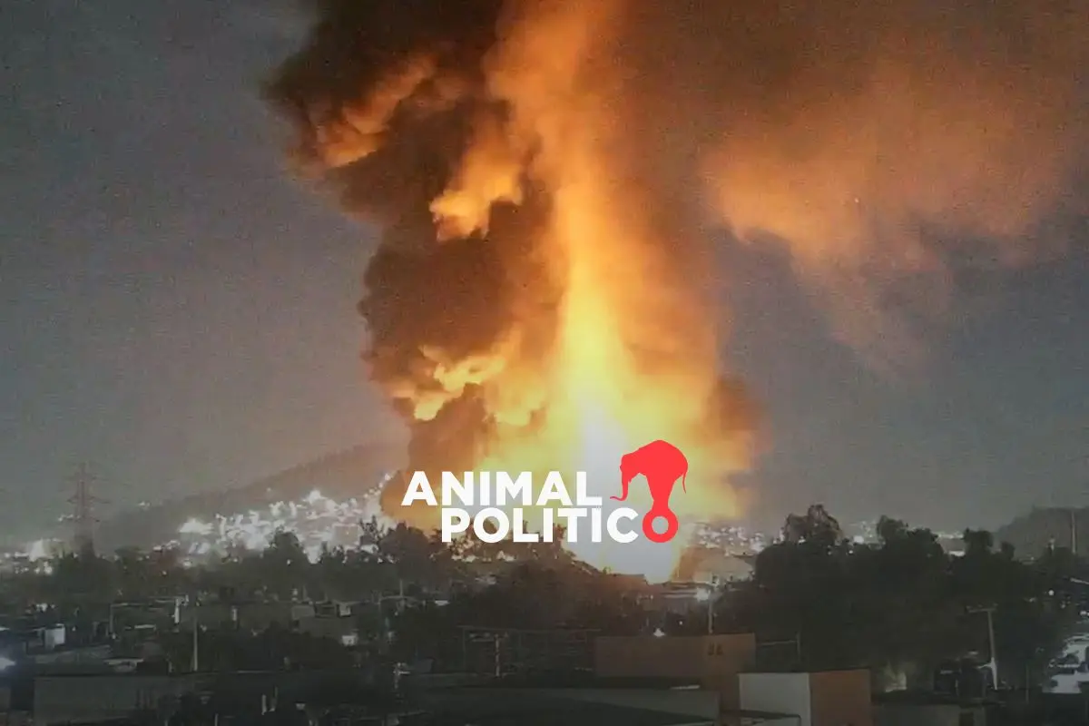 Se registra incendio en bodega de pinturas y solventes en Jardines de Xalostoc, Ecatepec