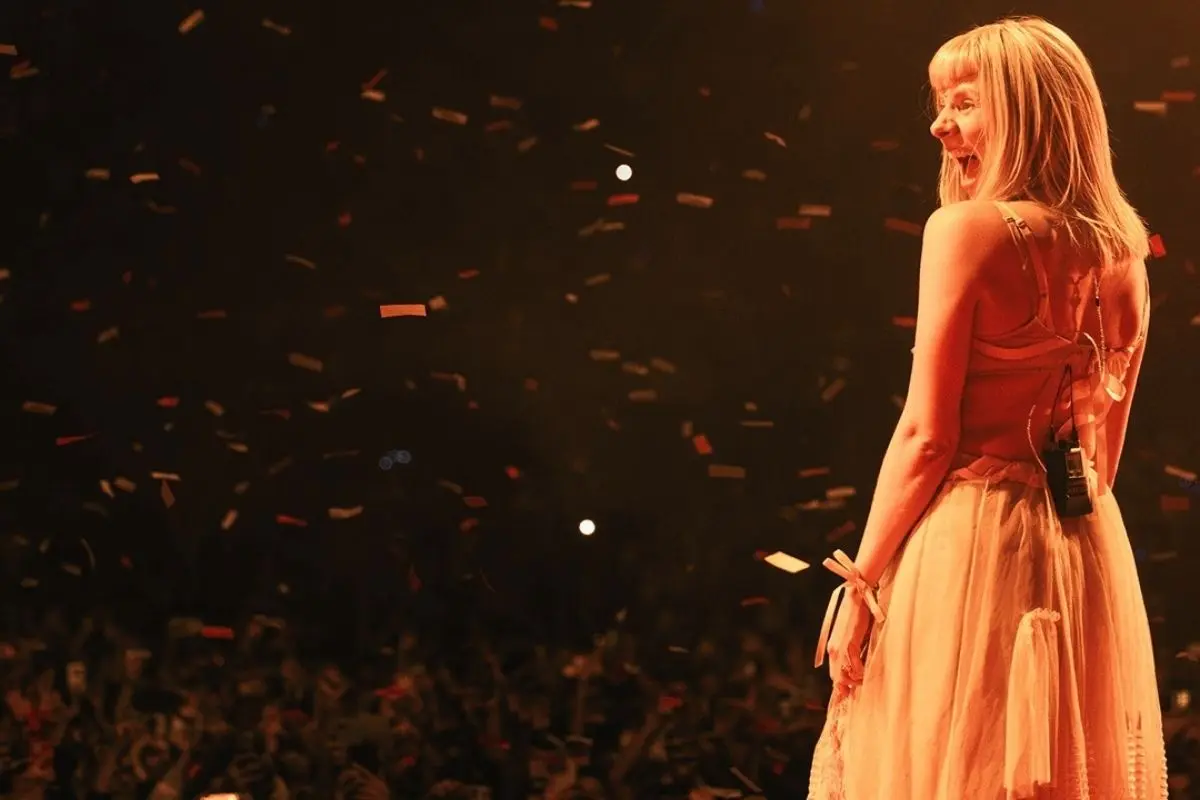 Aurora proyectará en cines ‘What Happened To the Earth? Tour’ grabado en México