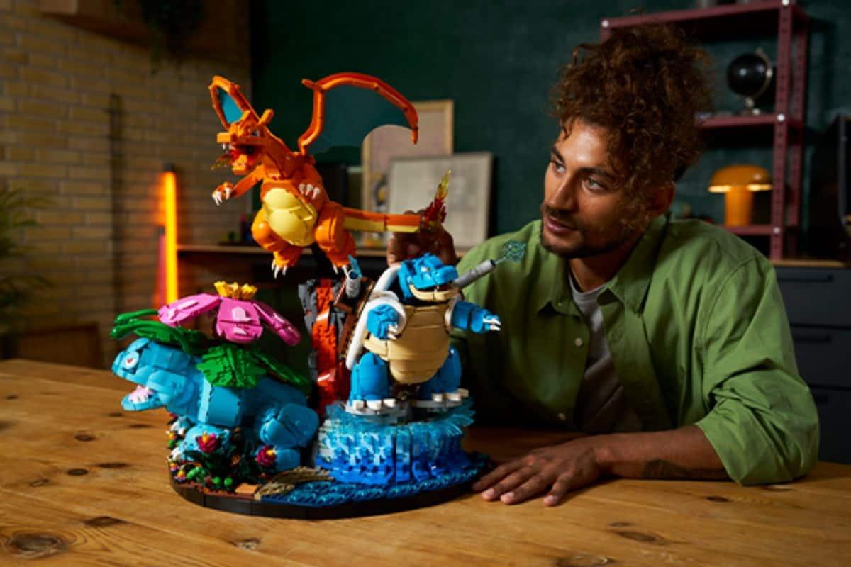 De Legos a un parque temático: colaboraciones y lanzamientos para el 30º aniversario de Pokémon
