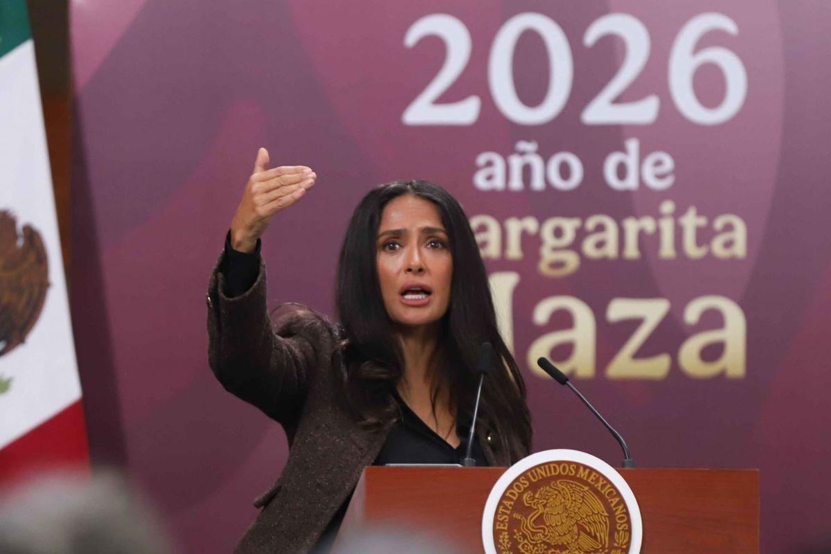 Con presencia de Salma Hayek, gobierno anuncia incentivos a la industria del cine en México